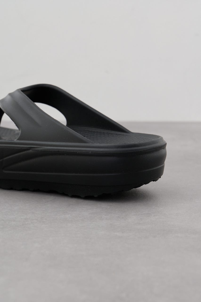 ラクフィールプラットフォームトングサンダル BLK M
