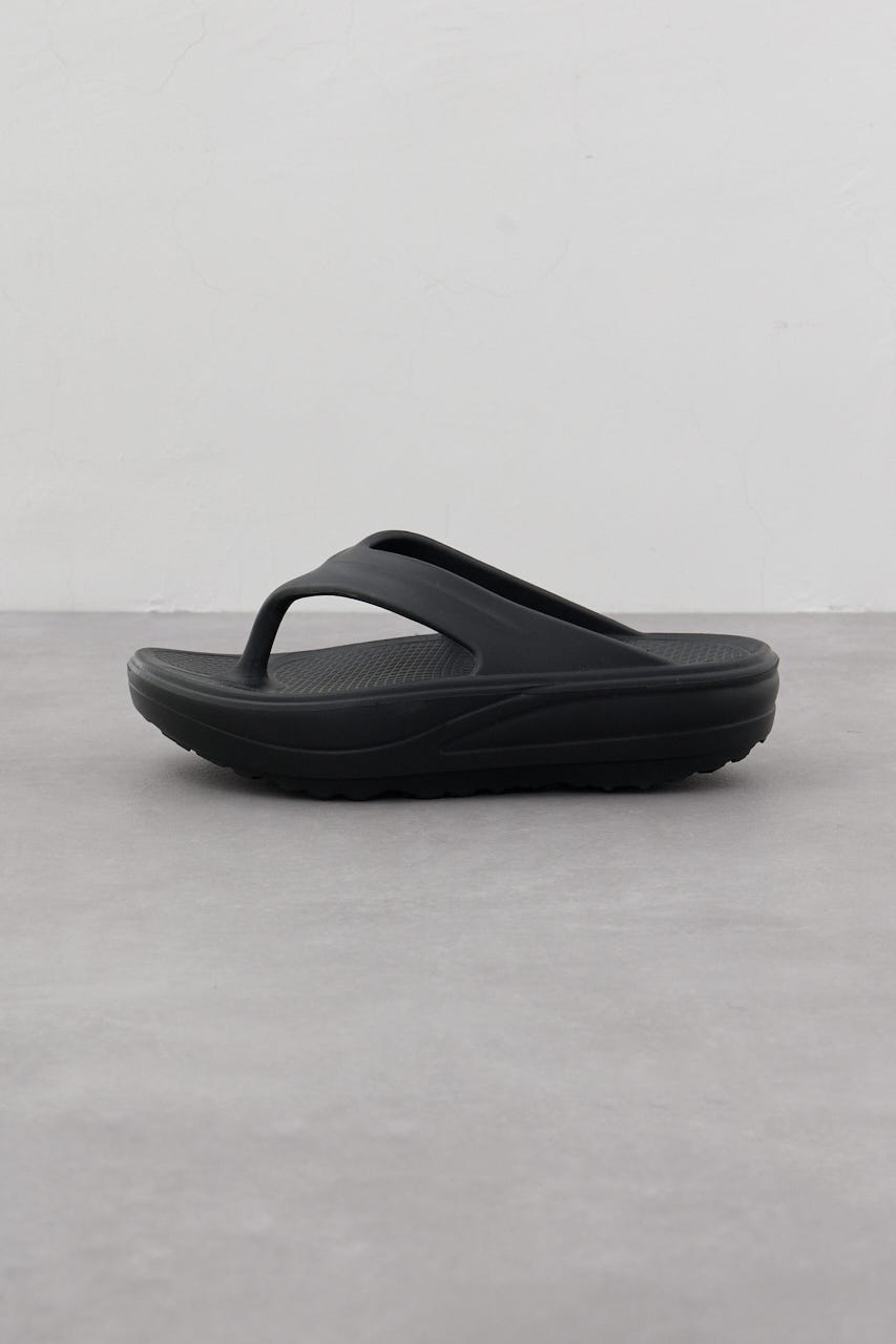 ラクフィールプラットフォームトングサンダル BLK M