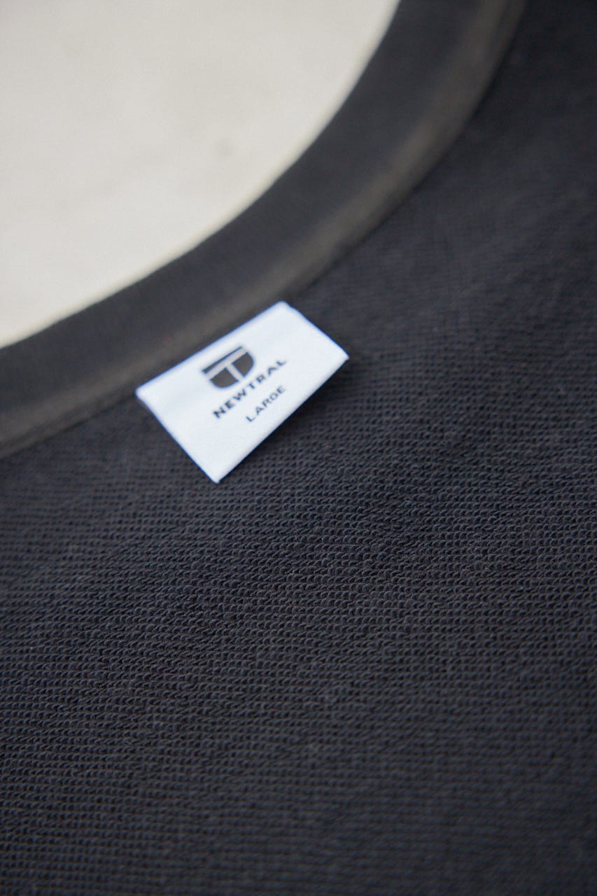 【NEWTRAL】 ACTIVE PILE TOP BLK M
