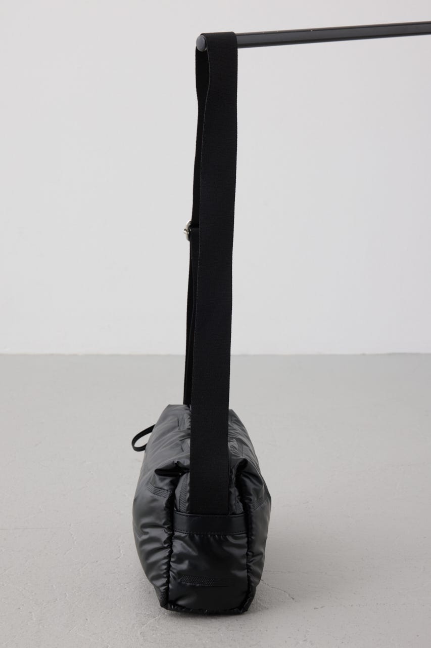 パファーショルダーバッグ BLK FREE