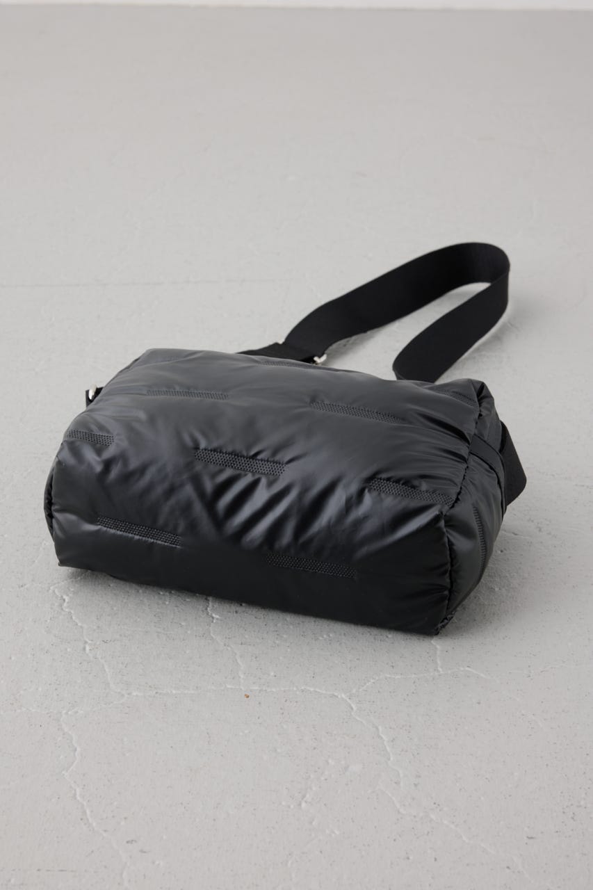 パファーショルダーバッグ BLK FREE