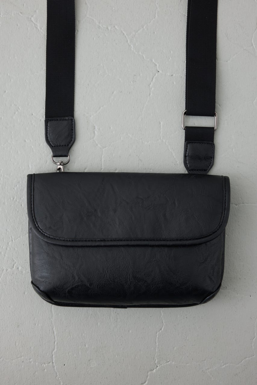 フェイクレザーフラップショルダーバッグ BLK FREE