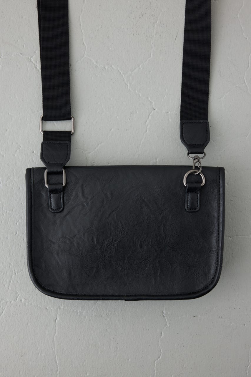 フェイクレザーフラップショルダーバッグ BLK FREE