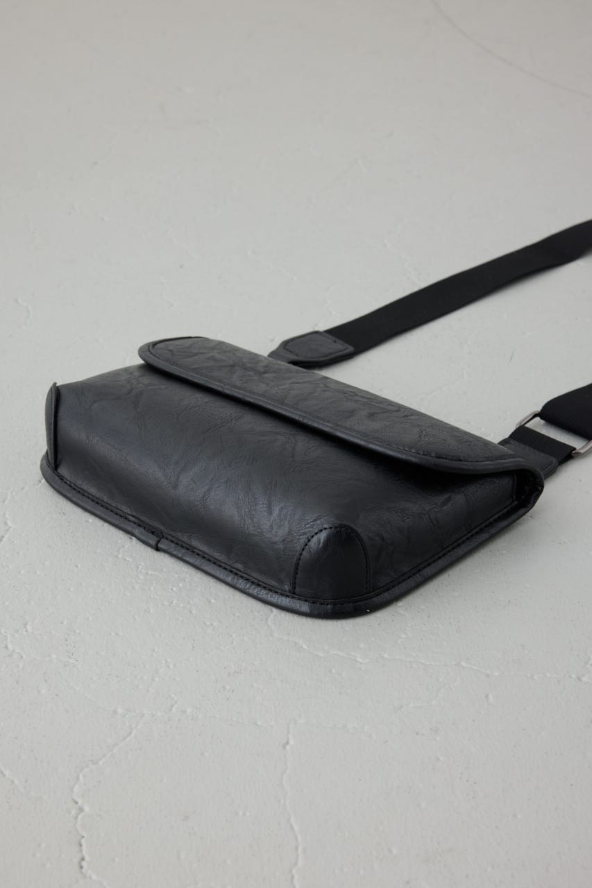 フェイクレザーフラップショルダーバッグ BLK FREE