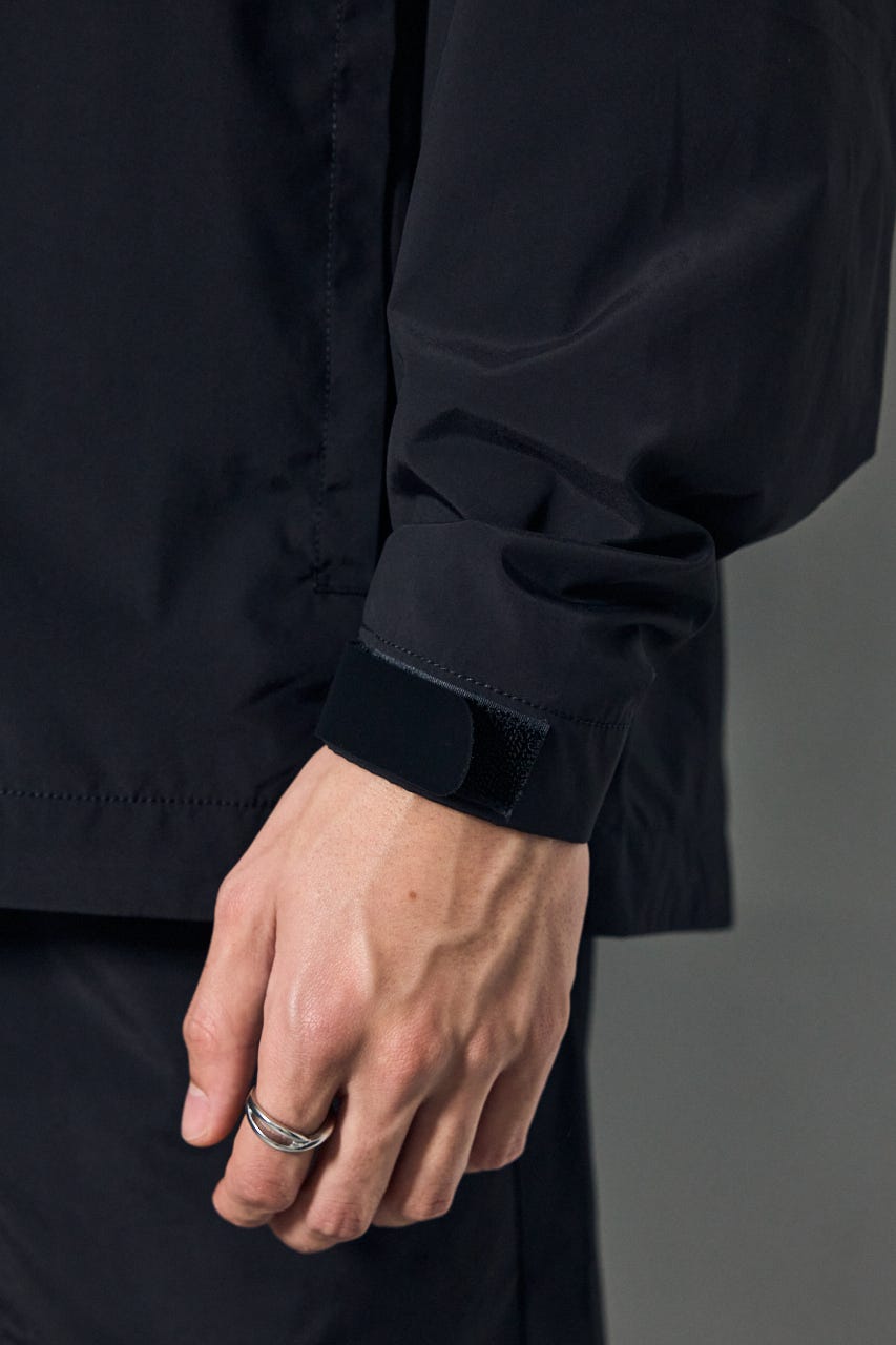 ナイロンジップフーディー BLK M