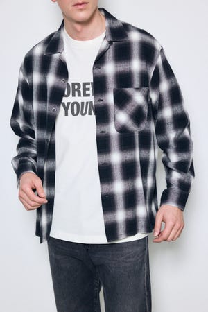 フレンチリネンオンブレーチェックシャツ