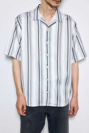 マルチストライプ半袖シャツ