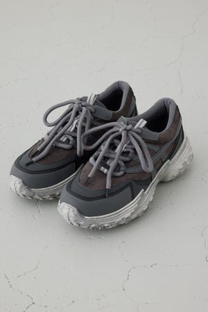 ボリュームソールスニーカー