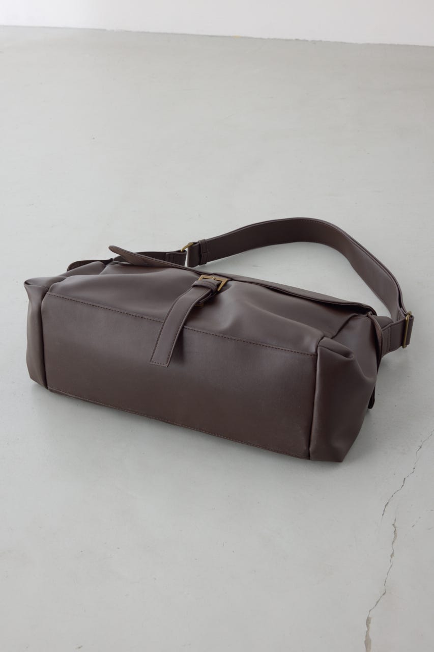 合皮ショルダーバッグ BRN FREE