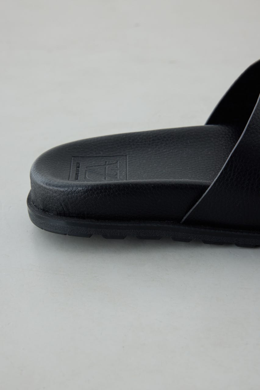 合皮トングサンダル BLK S