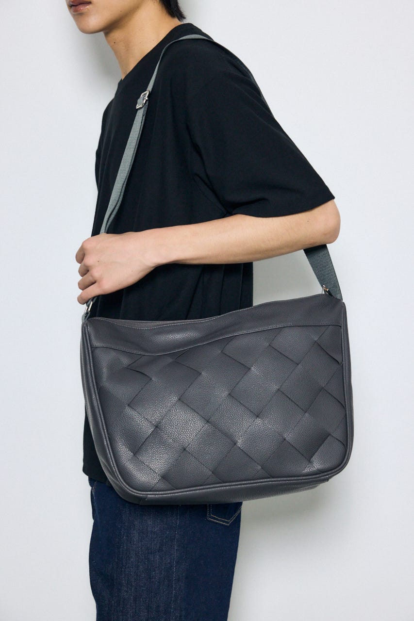 イントレチャートショルダーバッグ GRY FREE