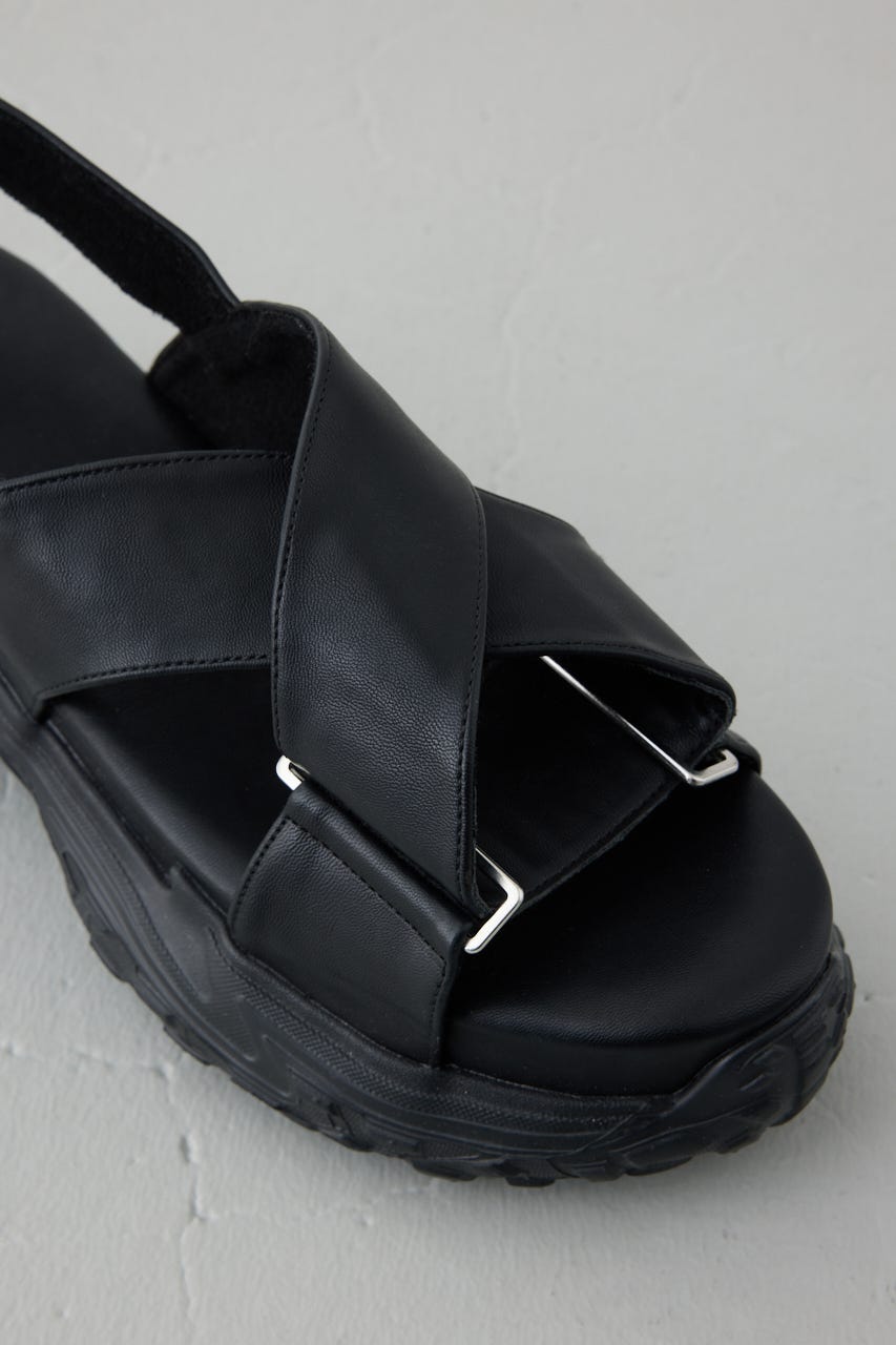 ボリュームソールストラップサンダル BLK L