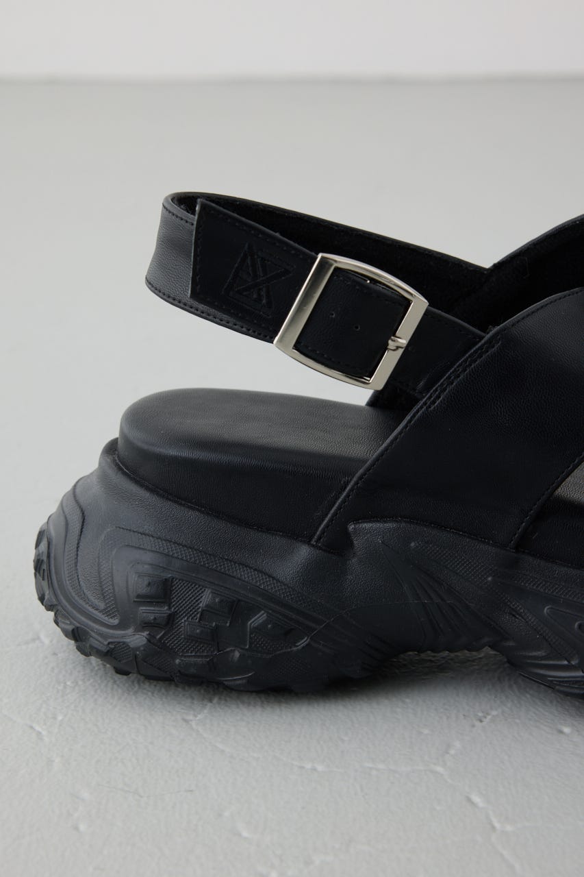 ボリュームソールストラップサンダル BLK L