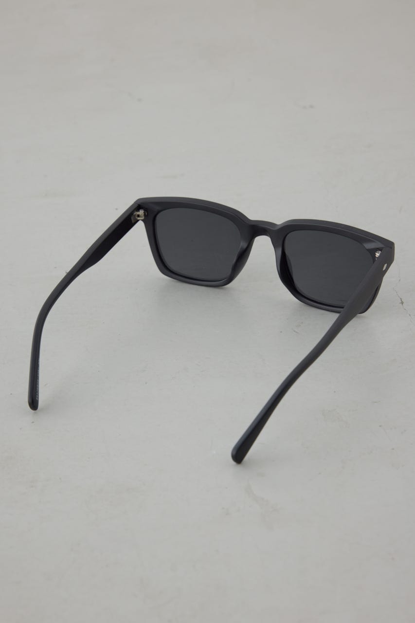 ソリッドフレームサングラス BLK FREE