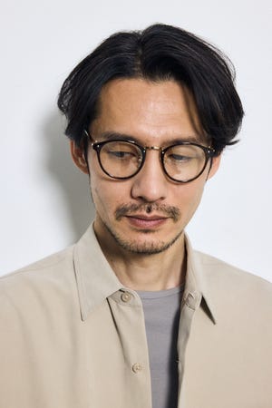 シフトシェードアイウェア