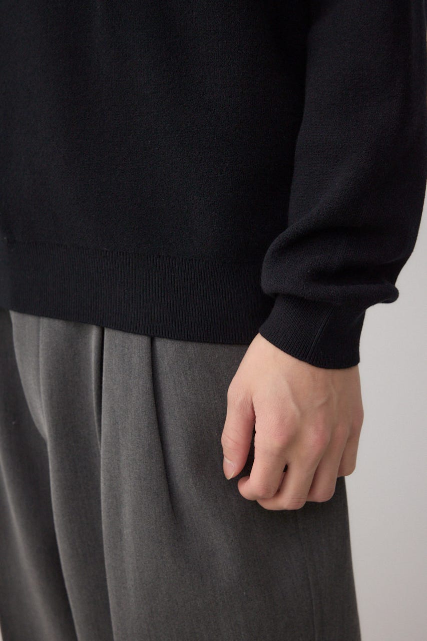 フロントロゴニットトップス BLK S