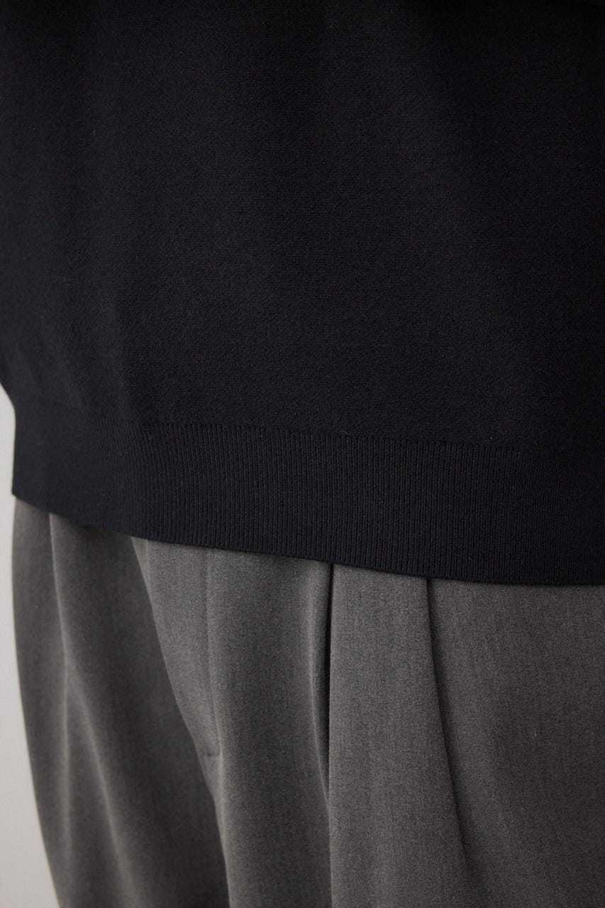 フロントロゴニットトップス BLK S