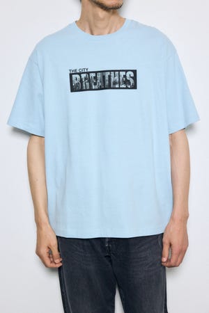 ボックスロゴTシャツ