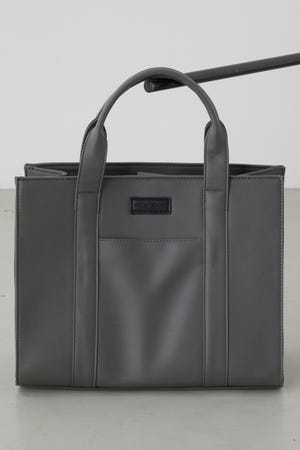 【SS先行アイテム】合皮スクエアミドルバッグ