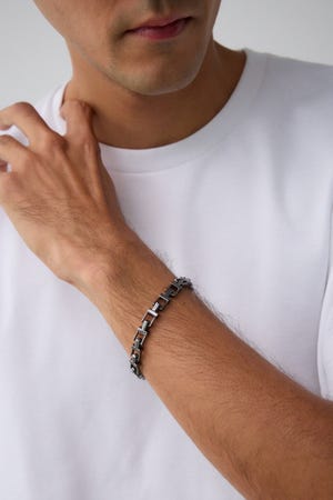 スクエアブロックチェーンブレスレット