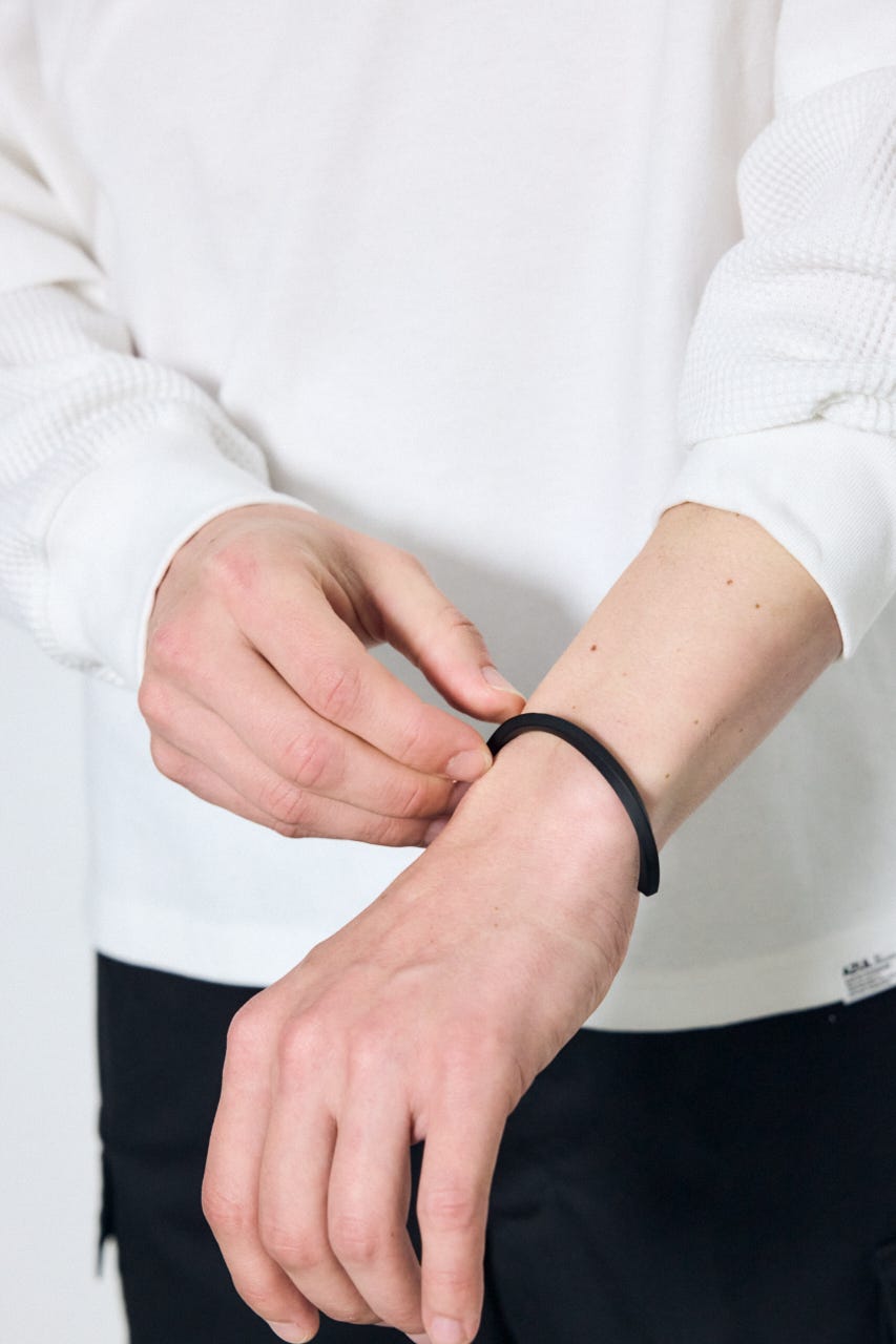 ツイストバングル BLK FREE