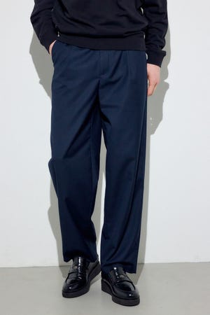 ワンタックワイドスラックス