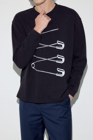 SAFETY PIN長袖Tシャツ