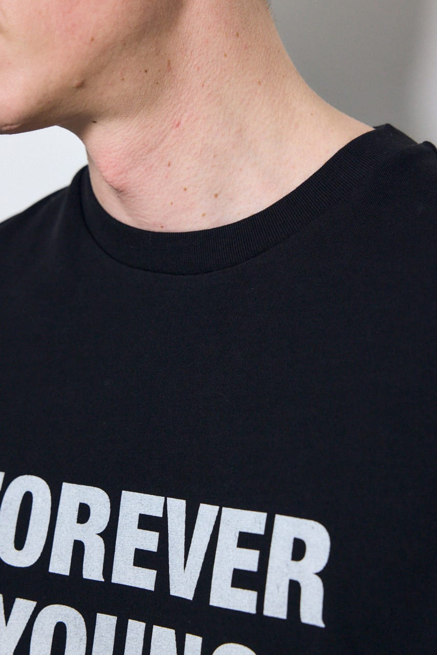 FOREVER YOUNG半袖Tシャツ BLK S