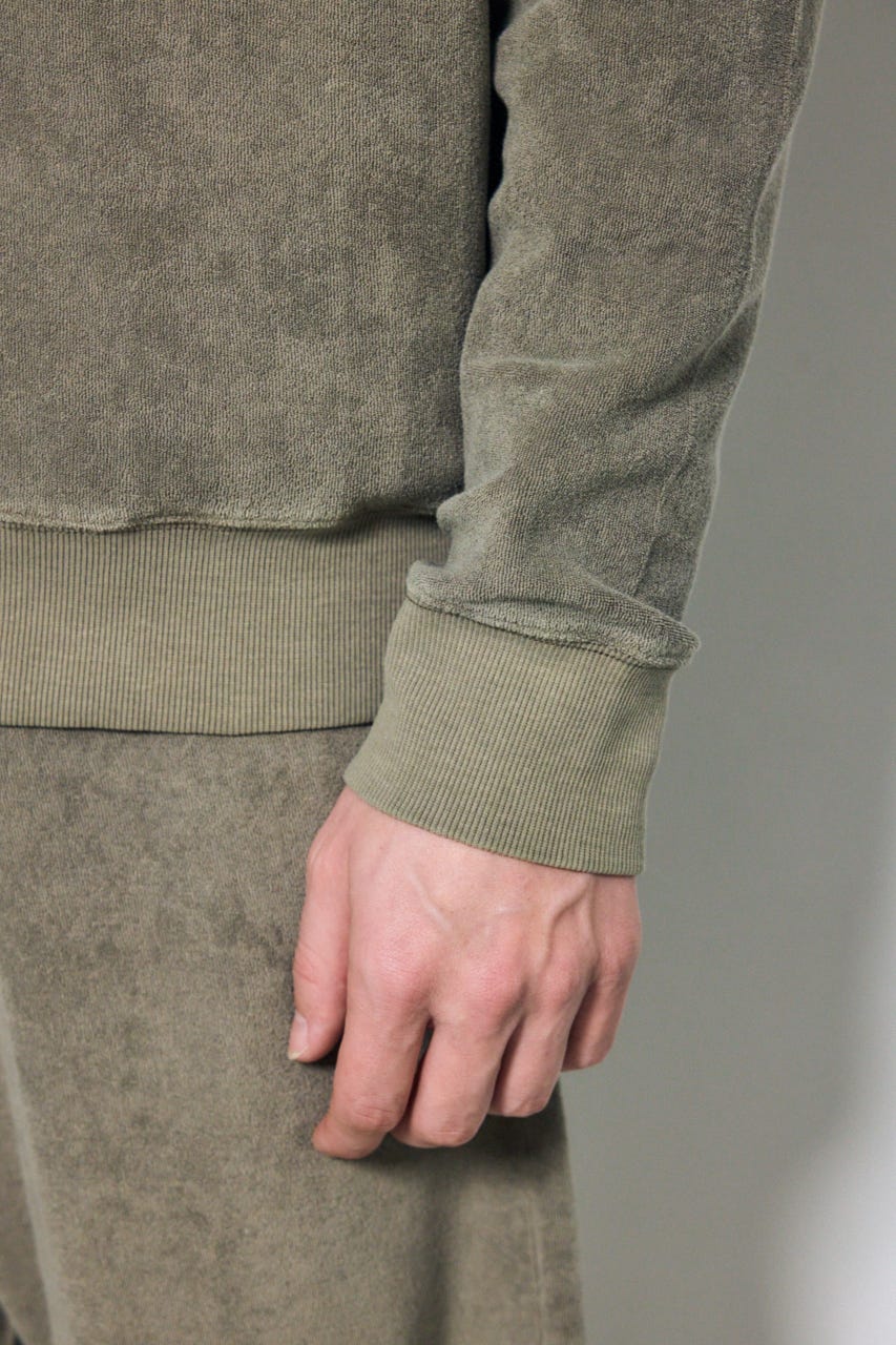 ソフトパイルジップアップフーディー KHA M