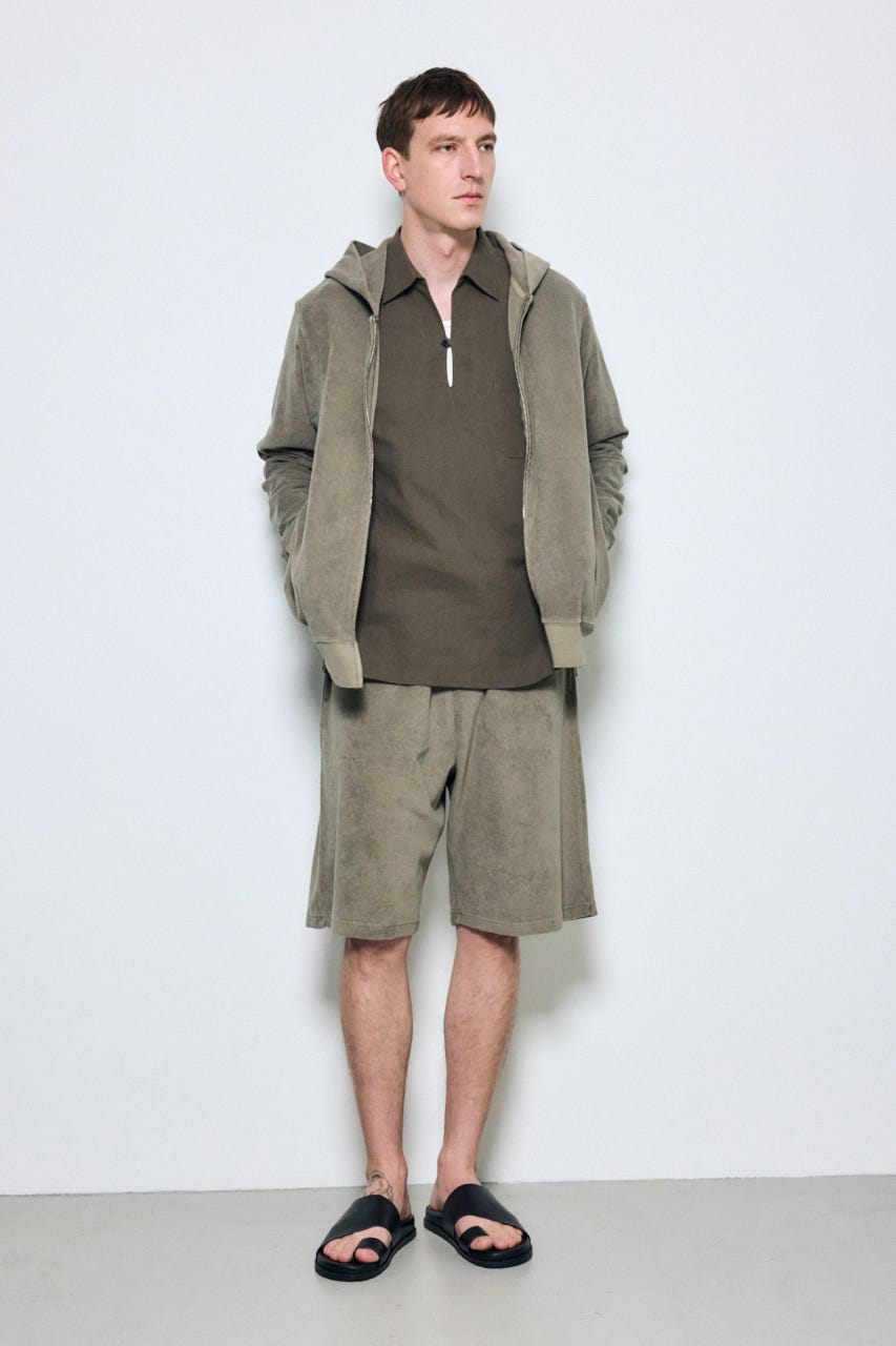 ソフトパイルジップアップフーディー KHA M