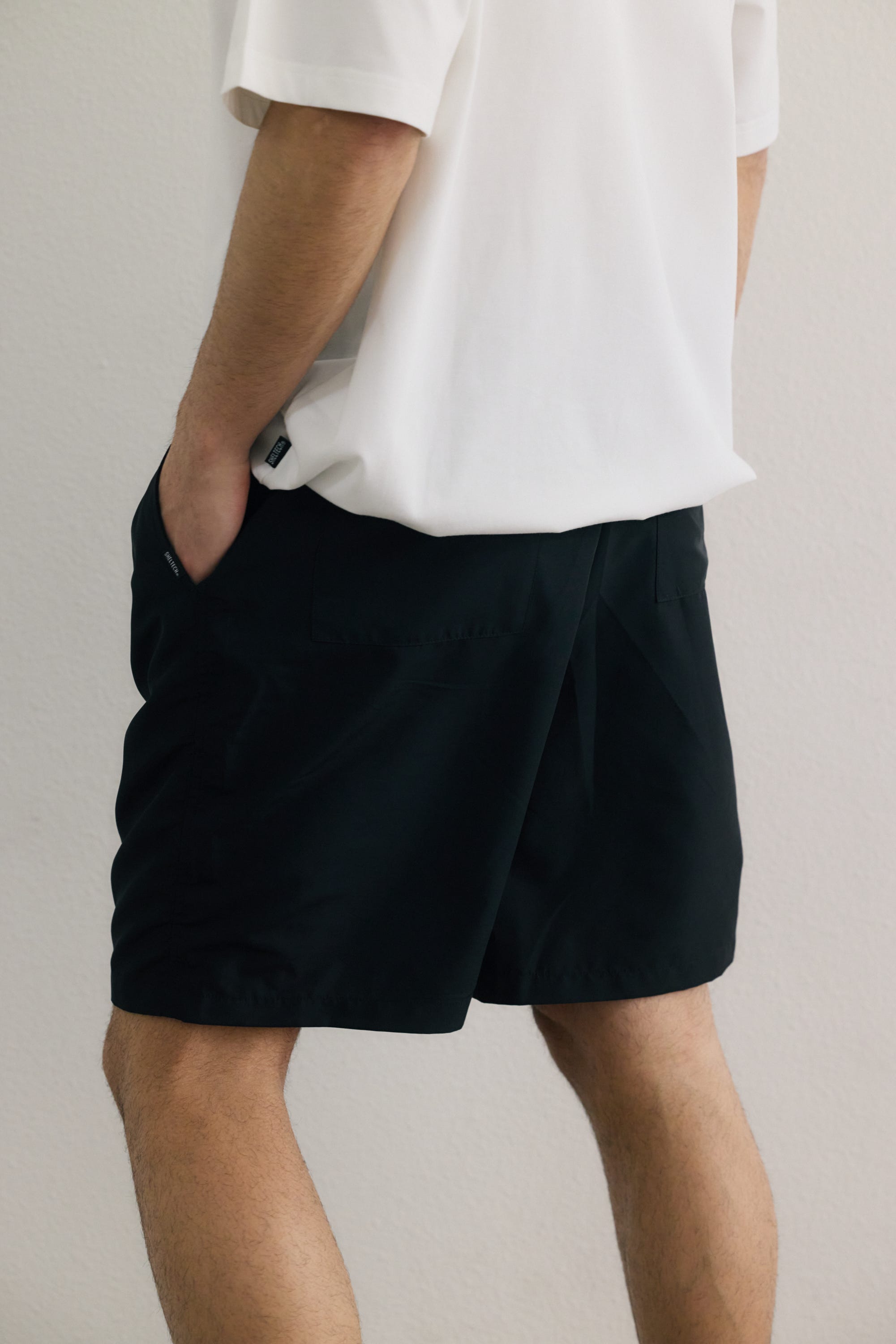 SHELTECH Light ショートパンツ BLK S