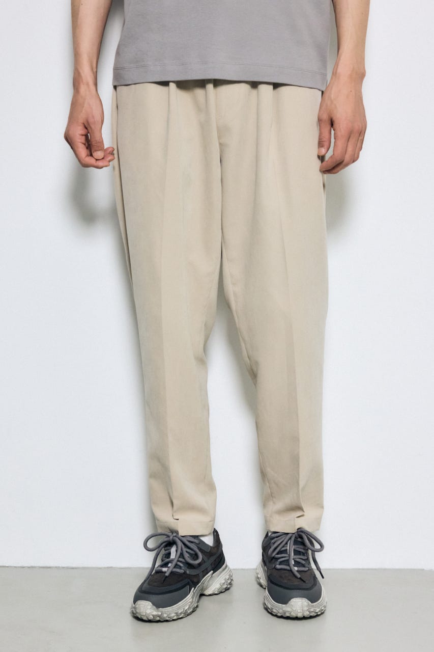 接触冷感フェイクスエードスリムパンツ BEG L