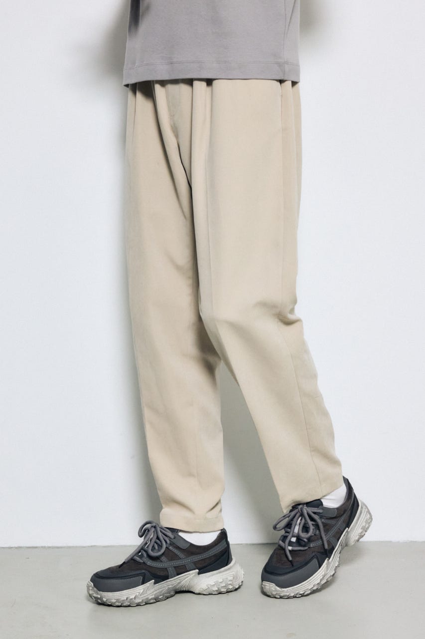 接触冷感フェイクスエードスリムパンツ BEG L