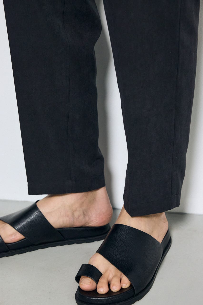 接触冷感フェイクスエードスリムパンツ BLK S