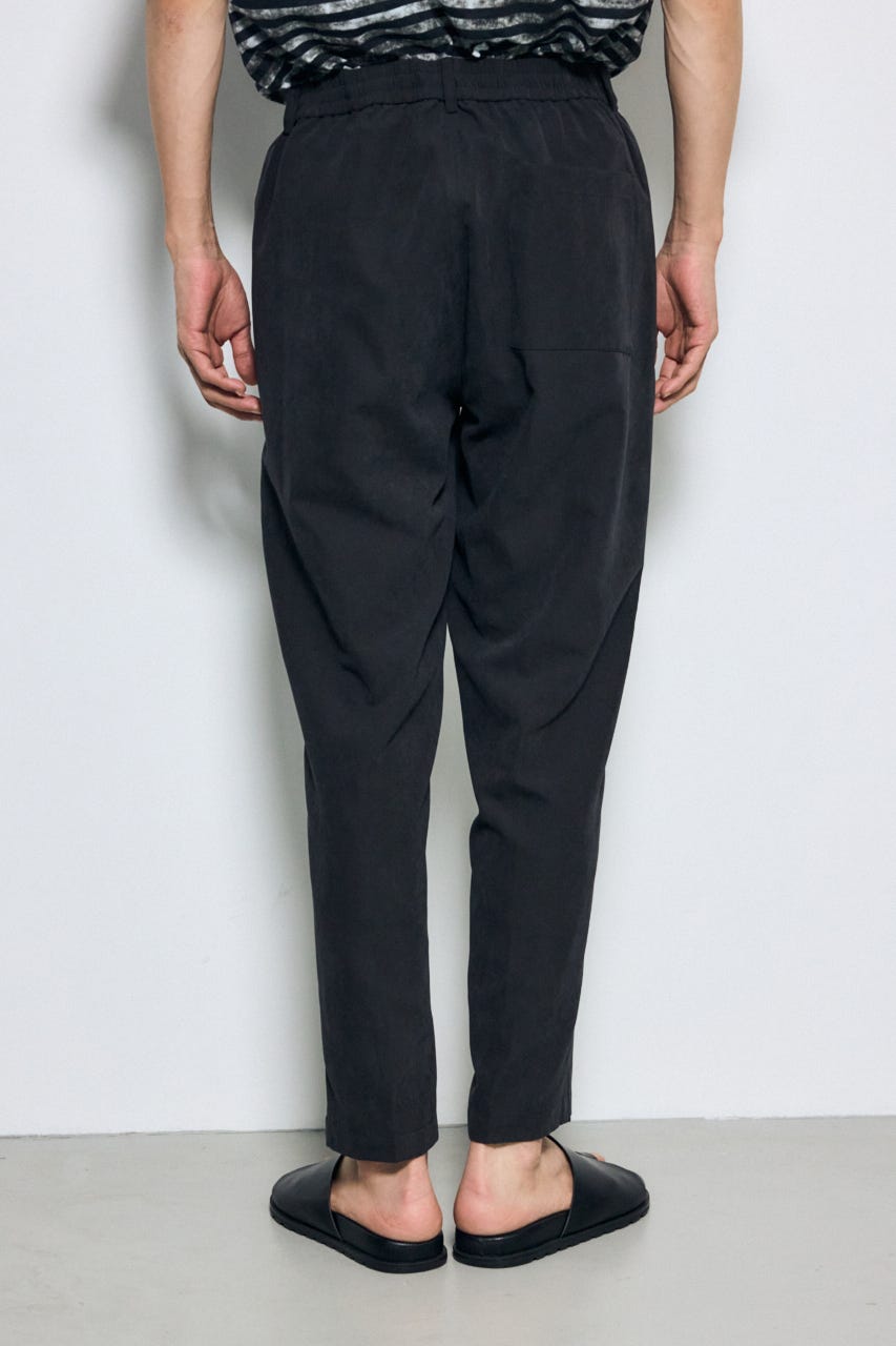 接触冷感フェイクスエードスリムパンツ BLK S