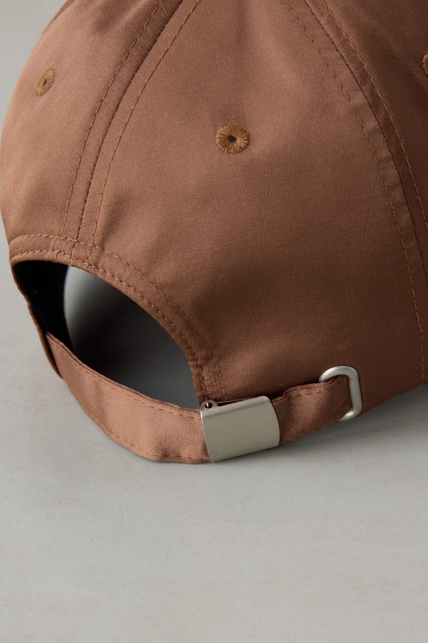 サテンロゴキャップ BEG FREE