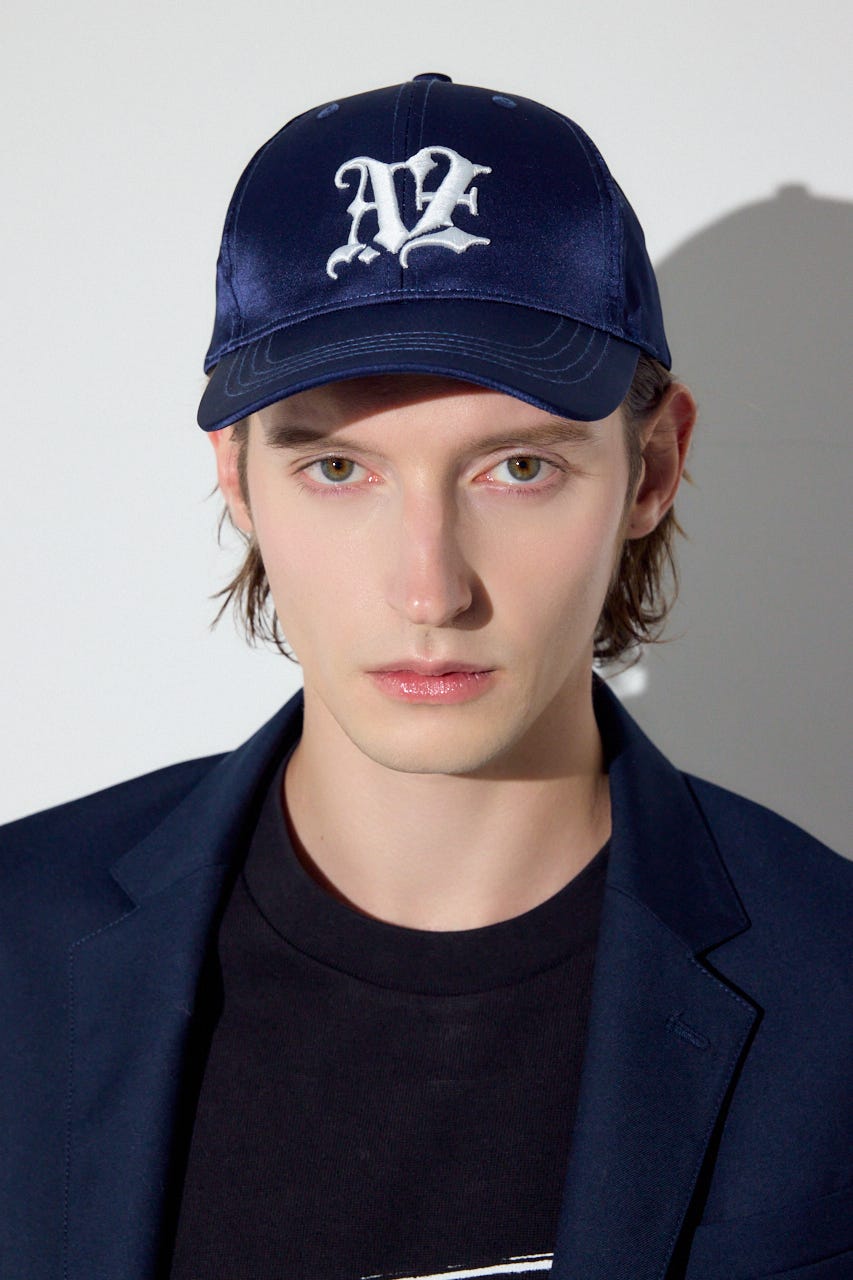 サテンロゴキャップ NVY FREE