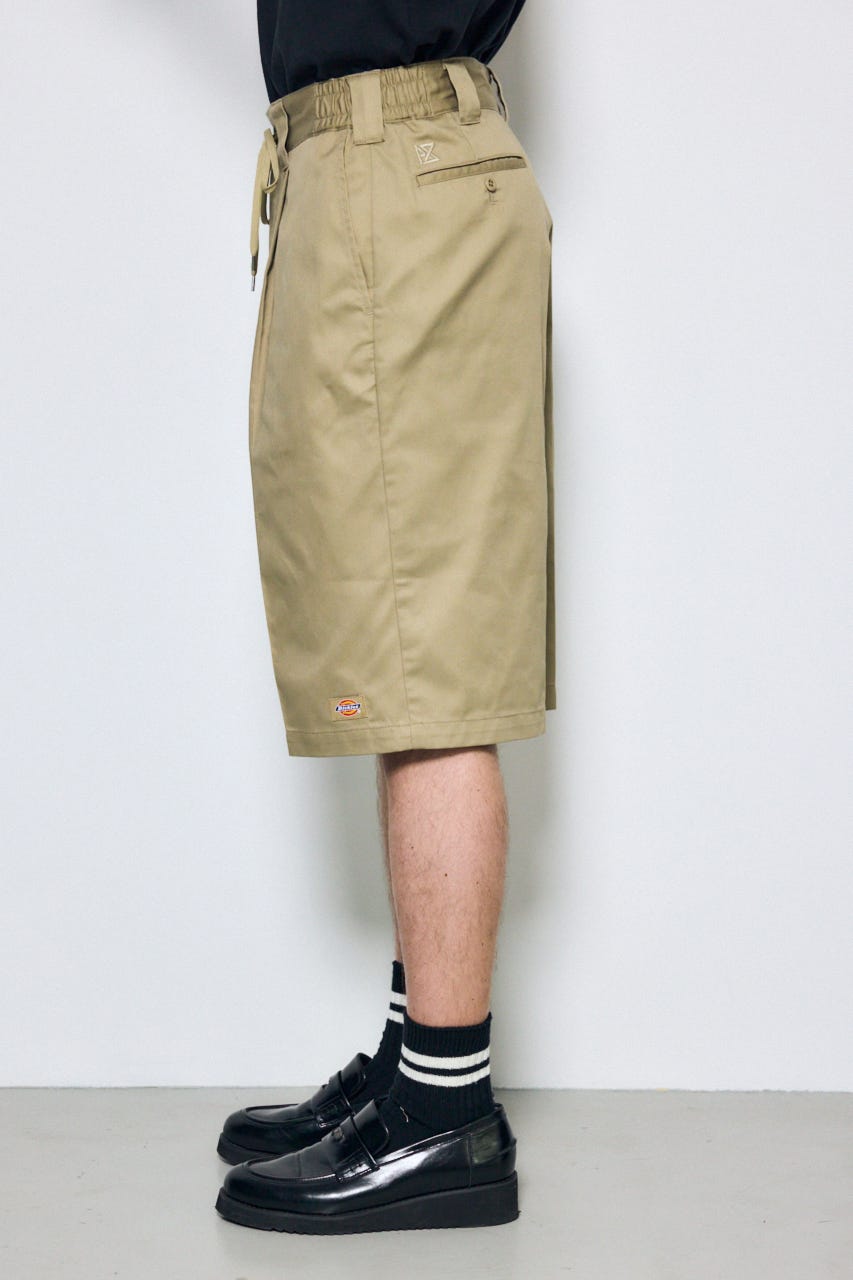 【Dickies（R）×AZUL】ショートパンツ BEG M