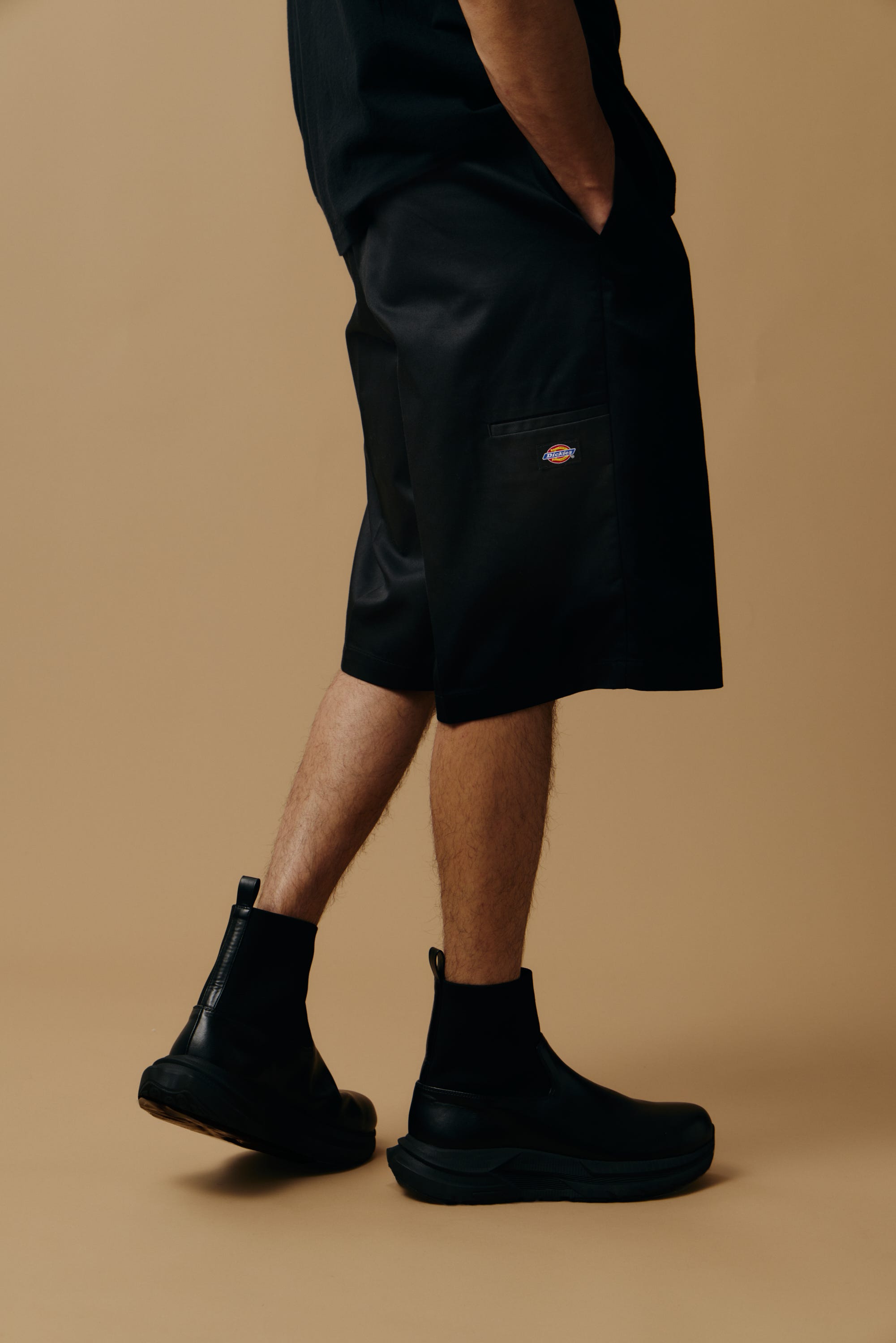 【Dickies（R）×AZUL】ショートパンツ BLK M