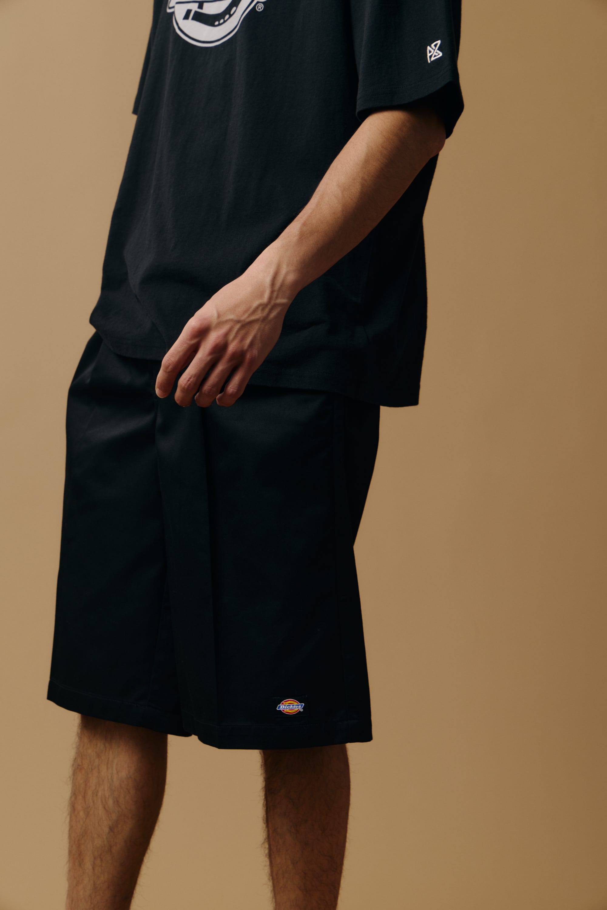 【Dickies（R）×AZUL】ショートパンツ BLK M