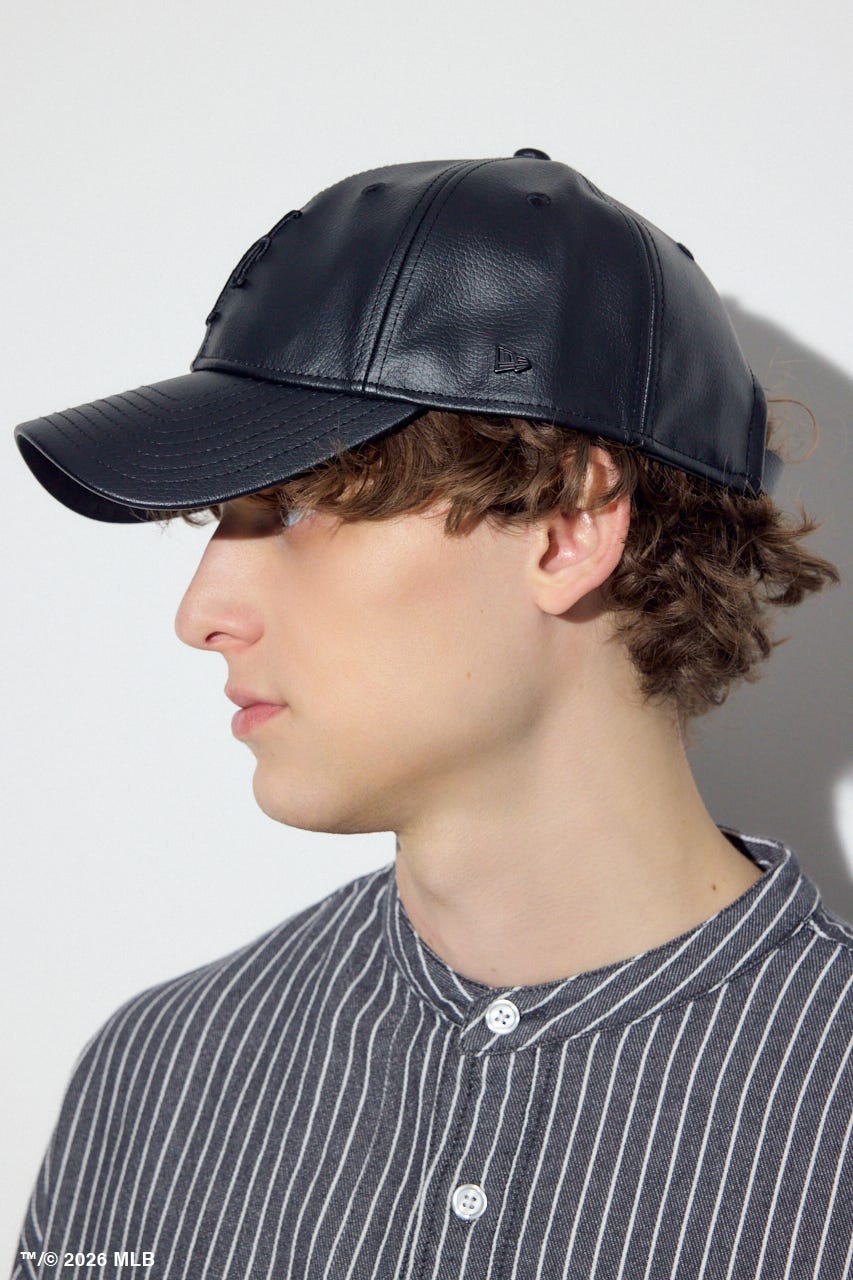 【NEW ERA×AZUL MLB】合皮キャップ BLK FREE