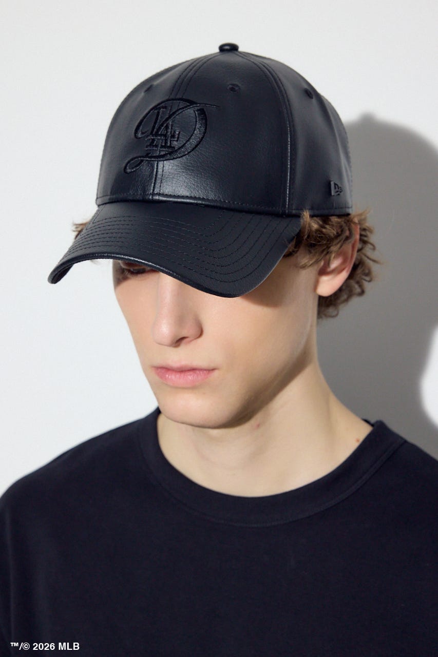 【NEW ERA×AZUL MLB】合皮キャップ M/BLK FREE