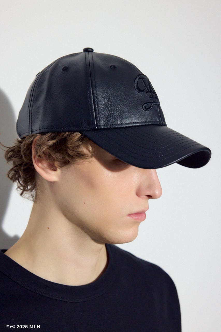 【NEW ERA×AZUL MLB】合皮キャップ M/BLK FREE