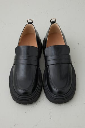 バックリングプラットフォームローファー