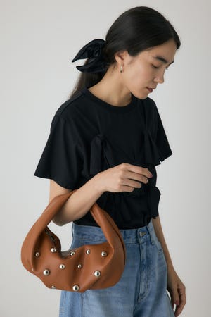 スタッズワンハンドルバック