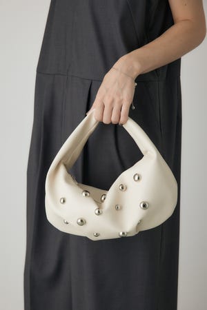 スタッズワンハンドルバック