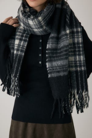 ループヤーンライトチェックマフラー