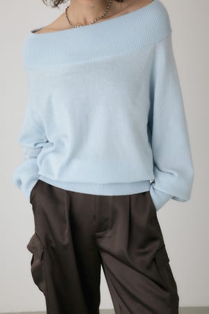 ワイドボートネックニット