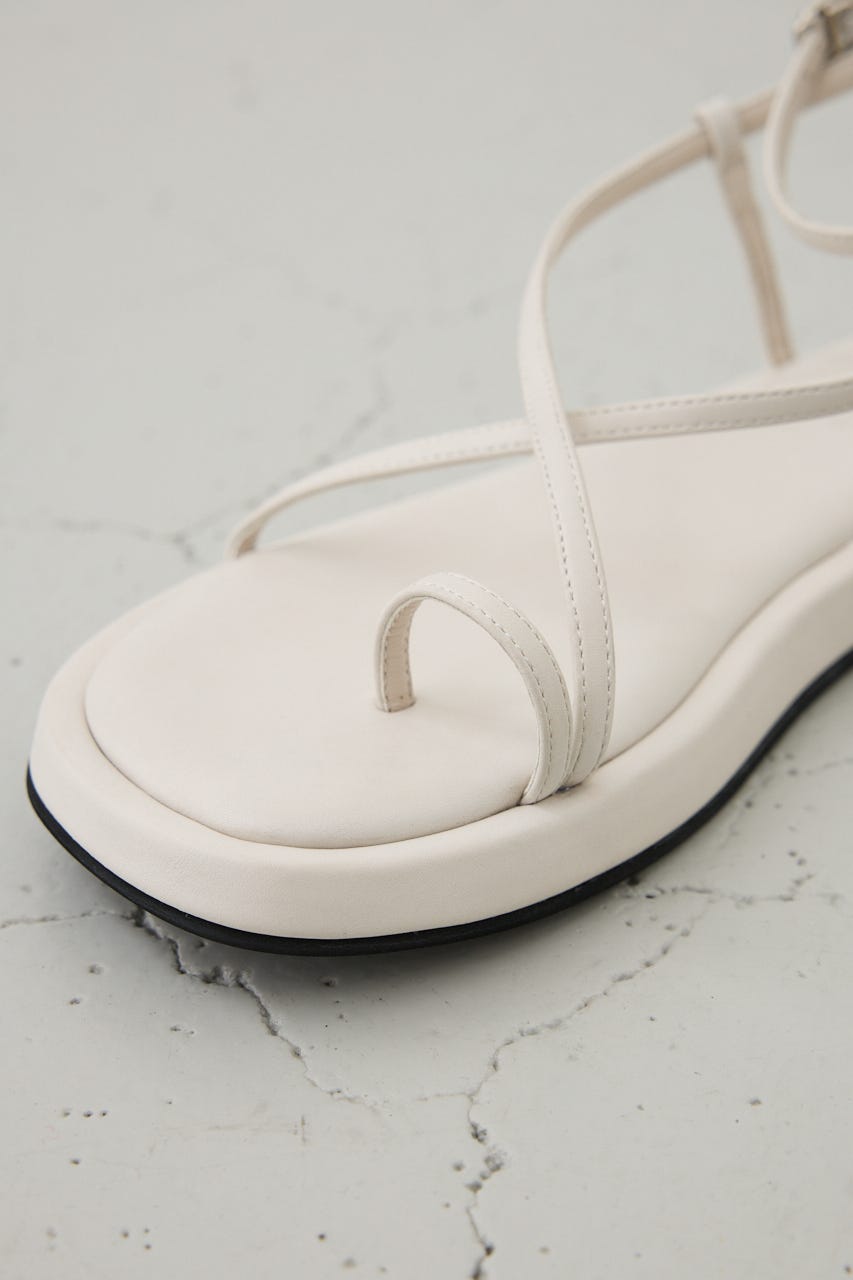 ナローストラップトングサンダル WHT M