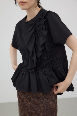 フリルシャーリングプルオーバー